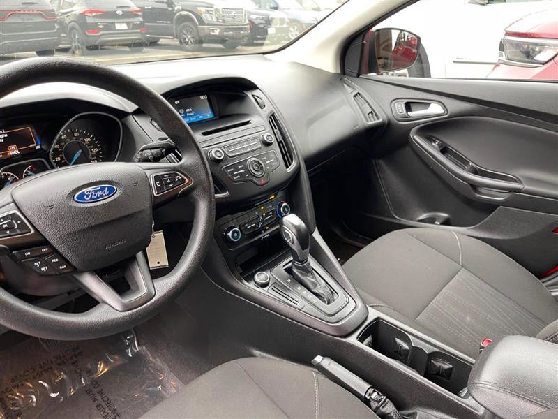 Used 2015 Ford Focus SE image 68