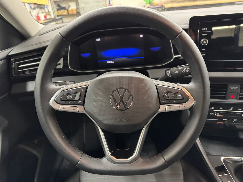 Used 2025 Volkswagen Jetta S image 19