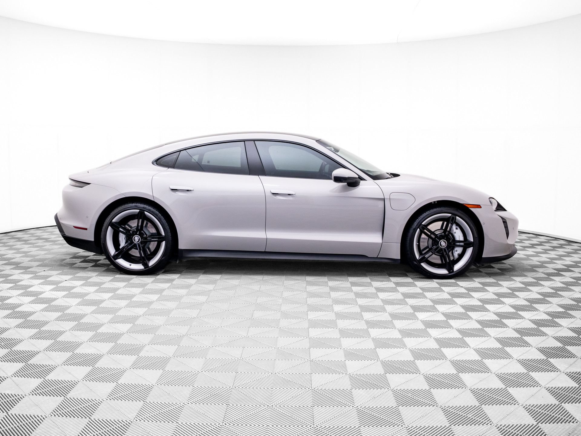 Certified 2021 Porsche Taycan 4S AWD/4WD image 7