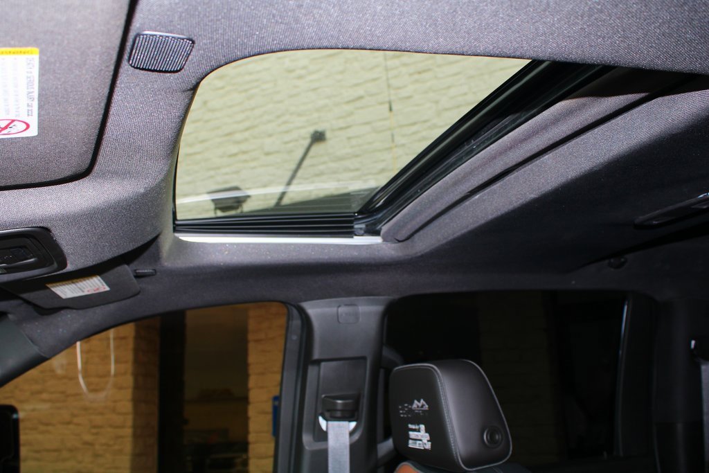 Used 2023 Chevrolet Silverado 3500 High Country image 5