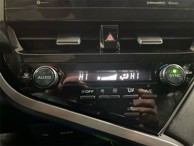 Used 2023 Toyota Camry SE image 18