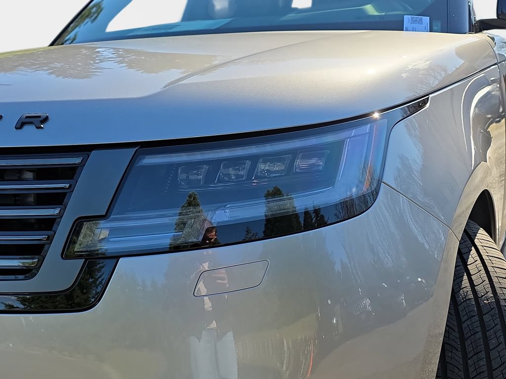 New 2026 Land Rover Range Rover SV AWD/4WD image 33