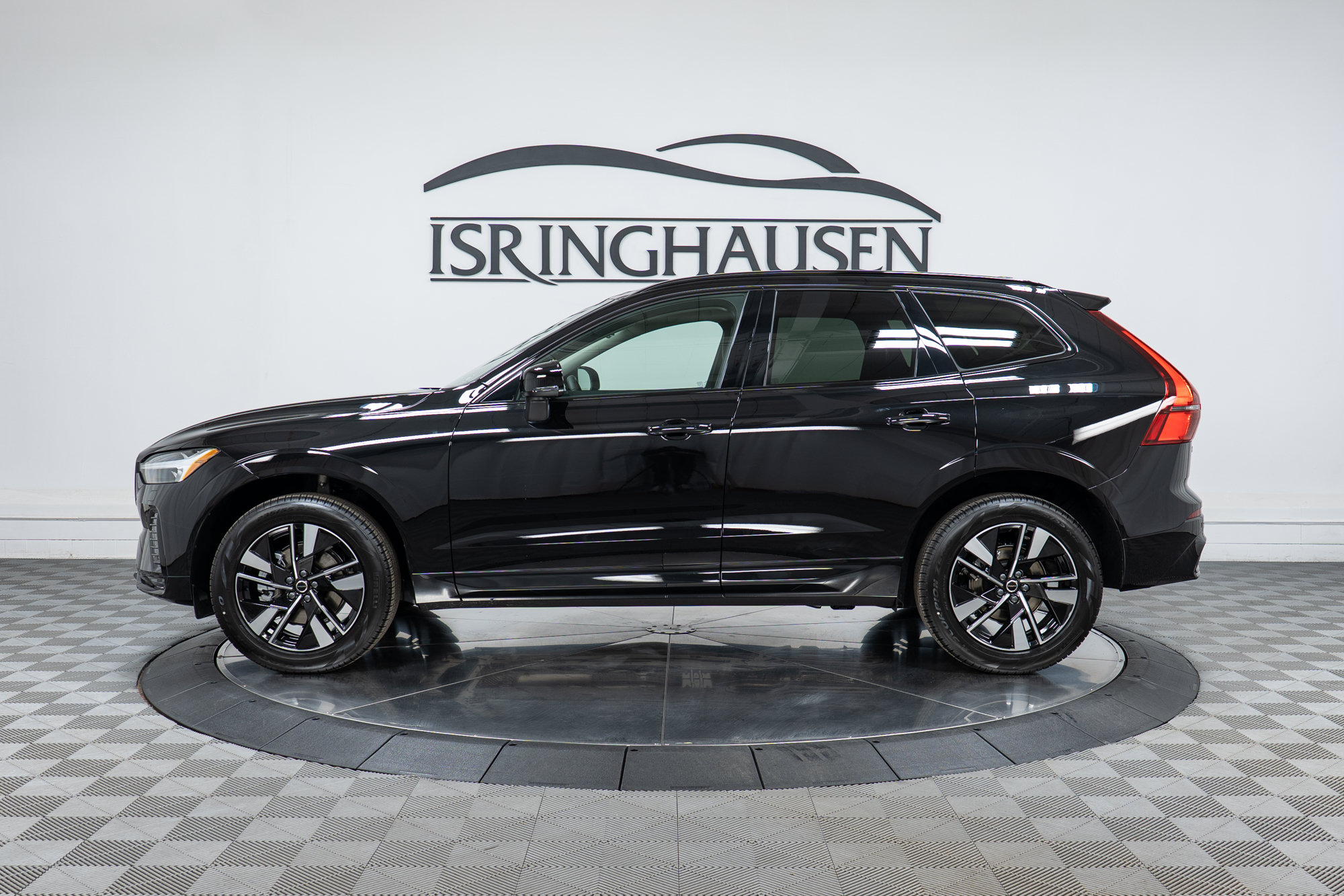 New 2026 Volvo XC60 B5 Core w/ Climate Package AWD/4WD image 8