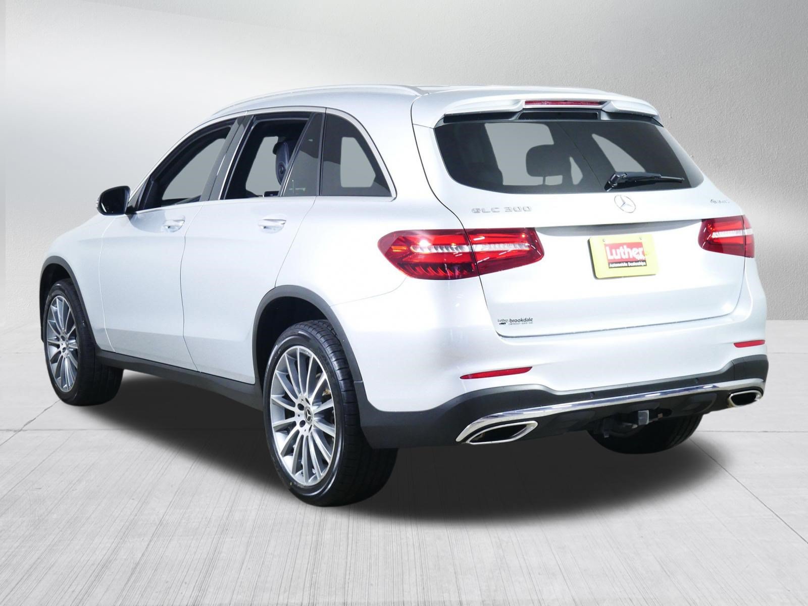 Used 2018 Mercedes-Benz GLC 300 4MATIC image 5