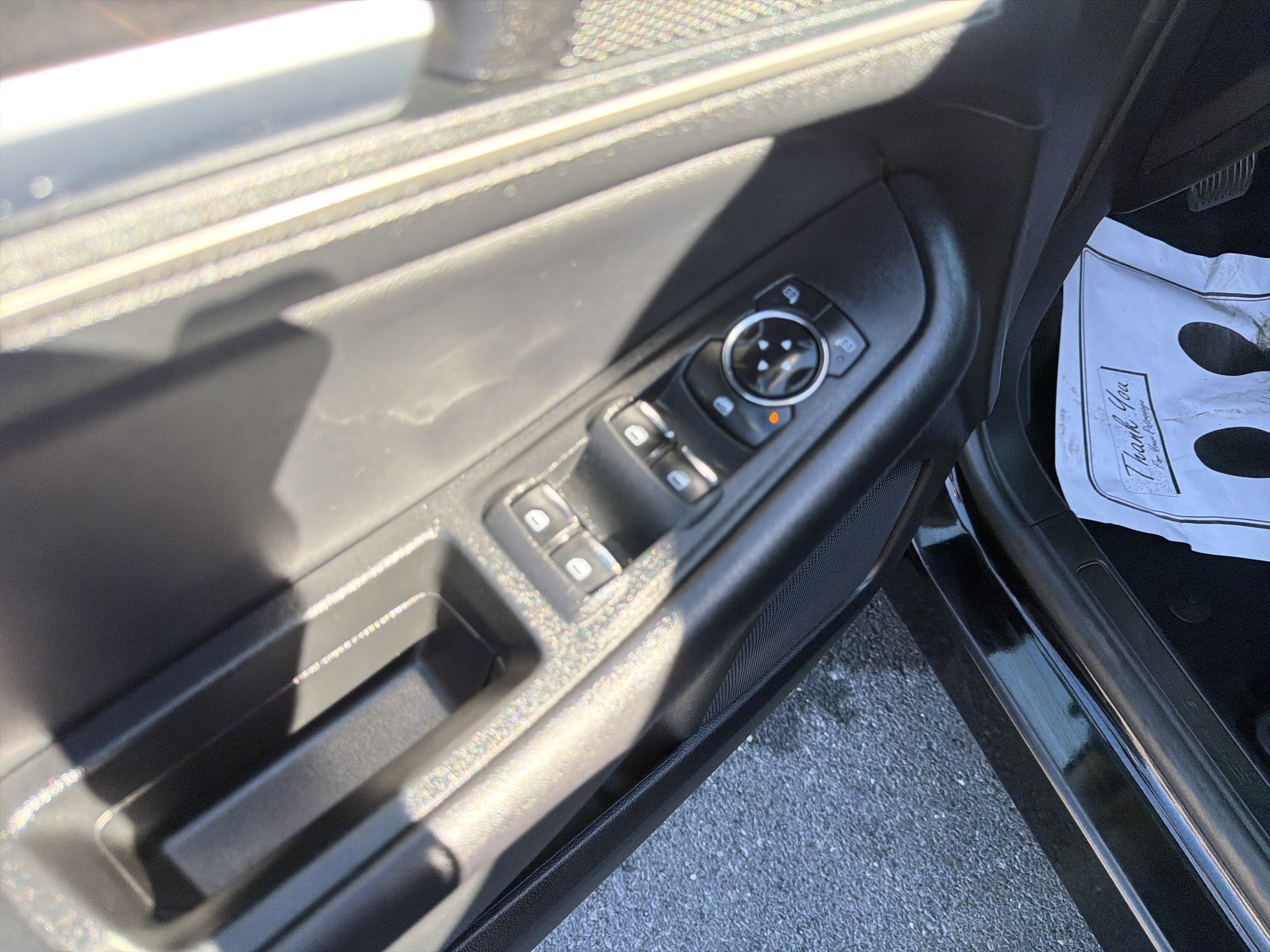 Used 2024 Ford Edge SEL AWD/4WD image 16