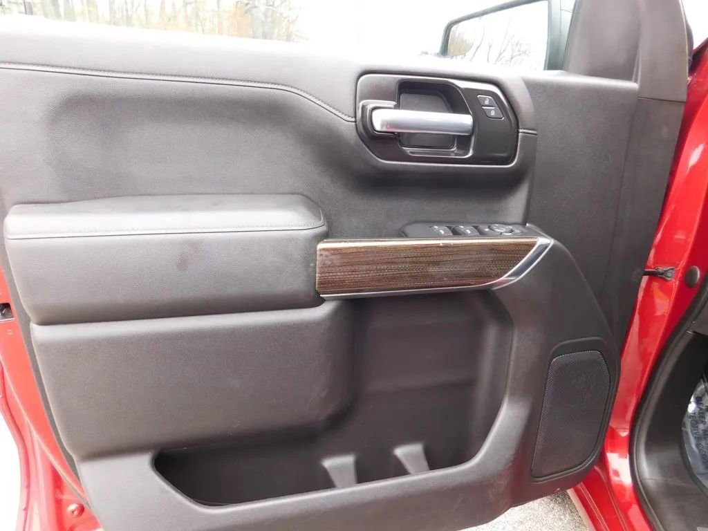 Used 2021 Chevrolet Silverado 1500 RST image 15