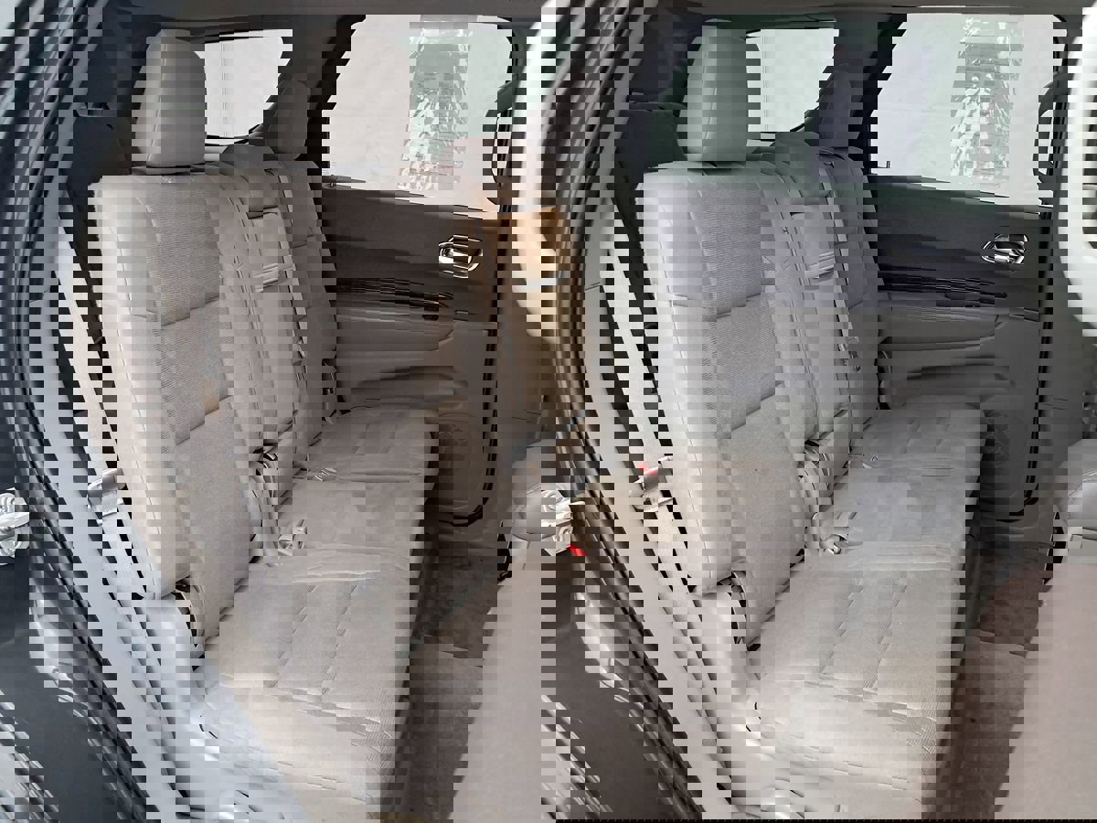 Used 2011 Dodge Durango Crew w/ Entry Nav/Commuter Group image 23