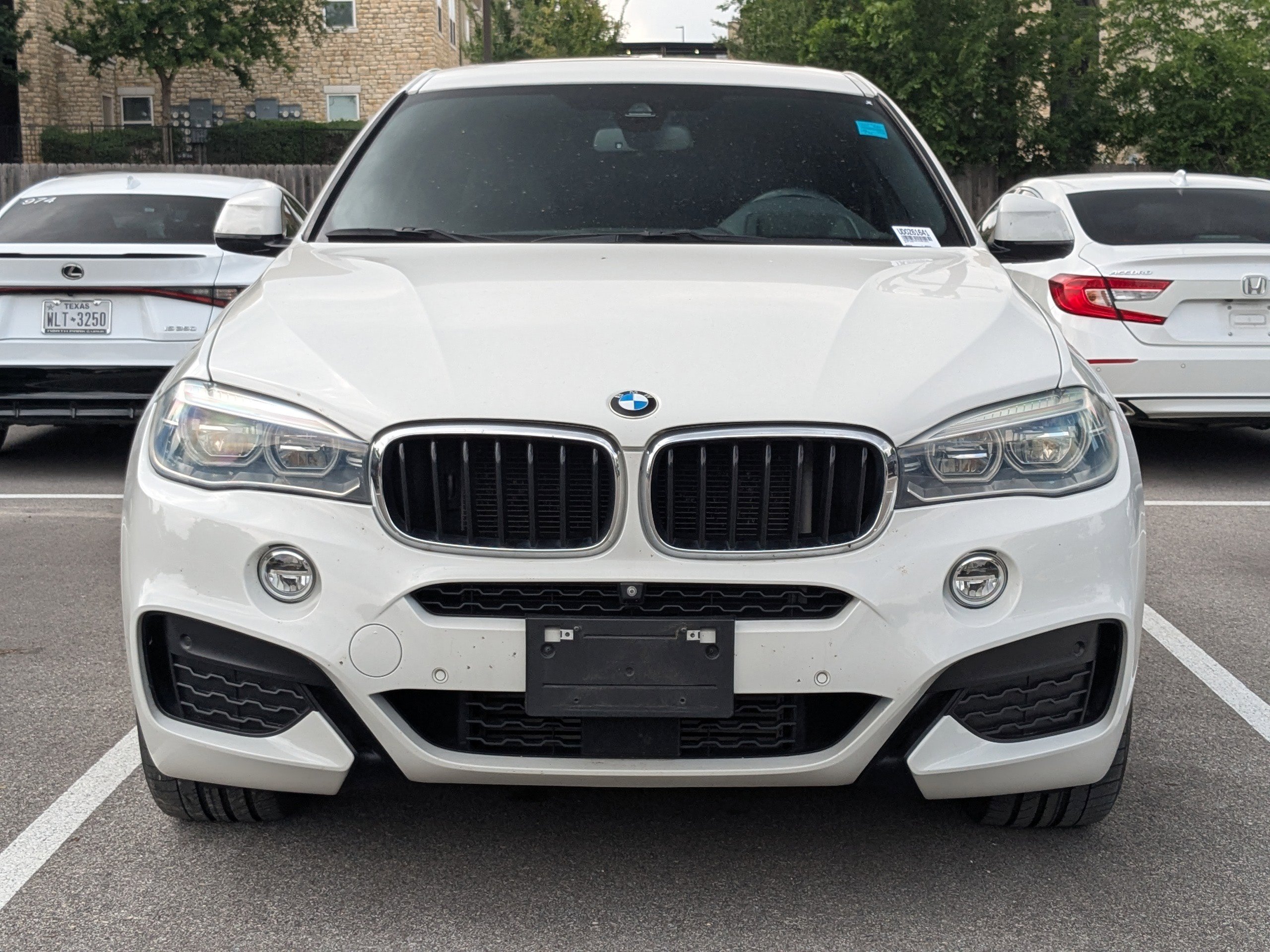 Used 2018 BMW X6 xDrive35i w/ M Sport Package AWD/4WD image 2