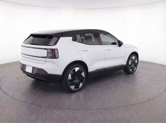 Certified 2025 Volvo EX30 Plus w/ Protection Package Premier image 32