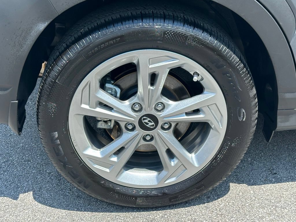 Certified 2023 Hyundai Kona SEL w/ Convenience Package AWD/4WD image 9