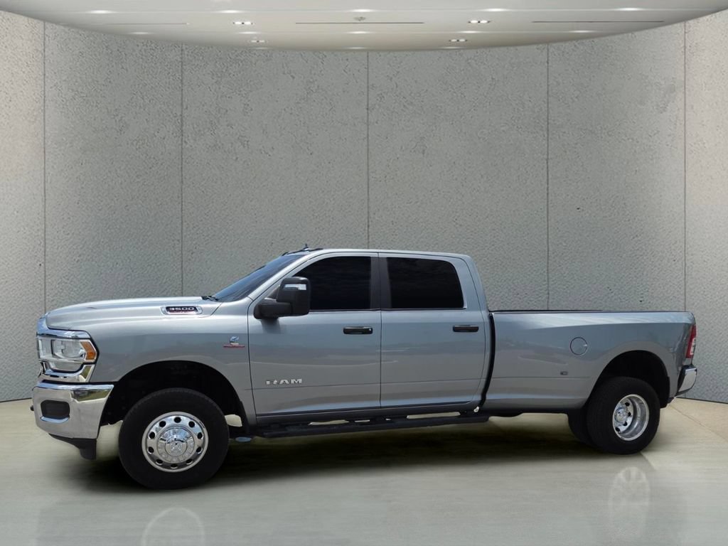 Used 2023 RAM 3500 Big Horn w/ Protection Group AWD/4WD image 10