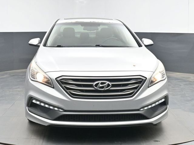 Used 2017 Hyundai Sonata Sport w/ Value Edition Package 02 FWD image 3