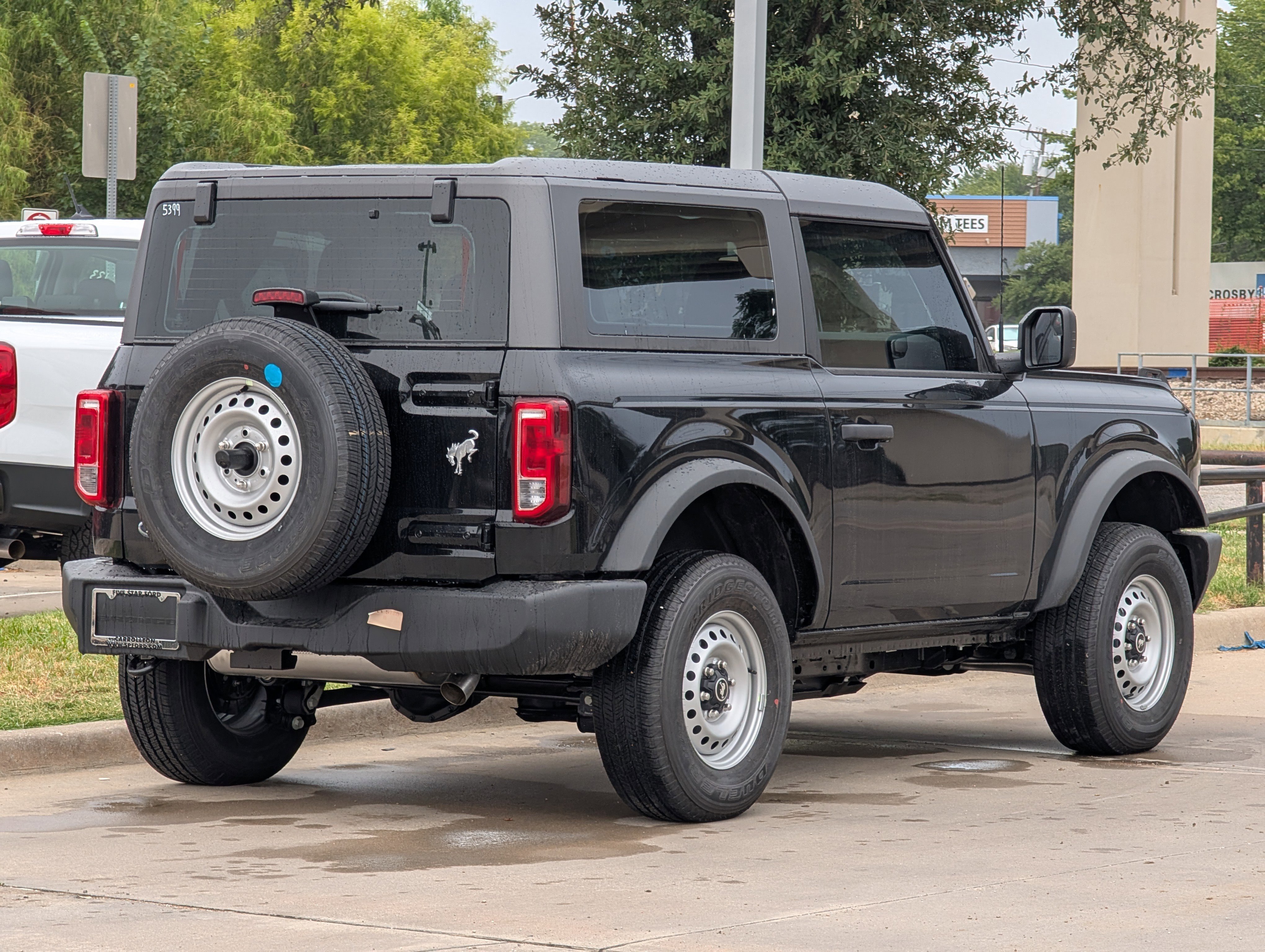 New 2025 Ford Bronco 2-Door image 4