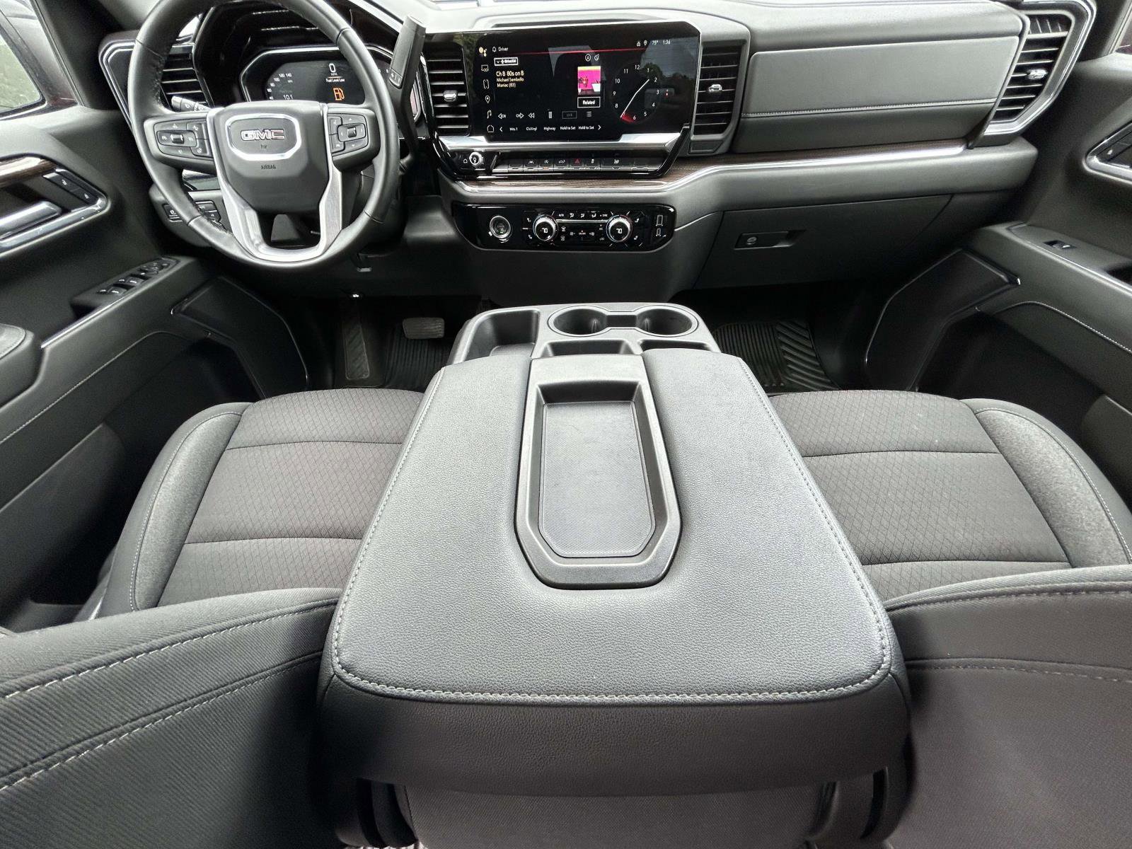 Used 2024 GMC Sierra 1500 Elevation AWD/4WD image 12
