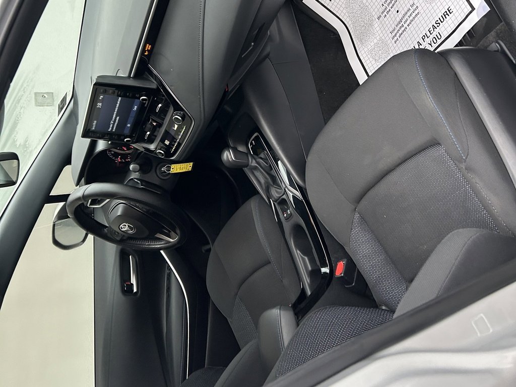 Used 2022 Toyota Corolla SE image 12