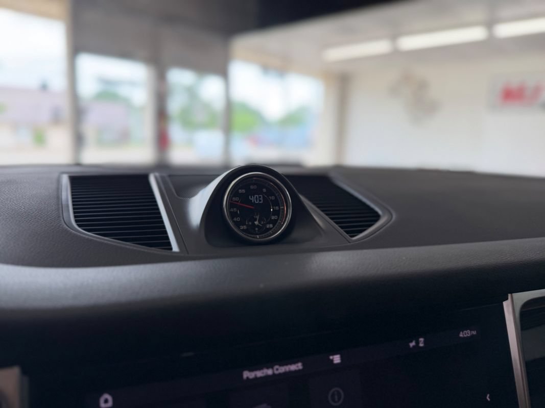 Used 2019 Porsche Macan S AWD/4WD image 31