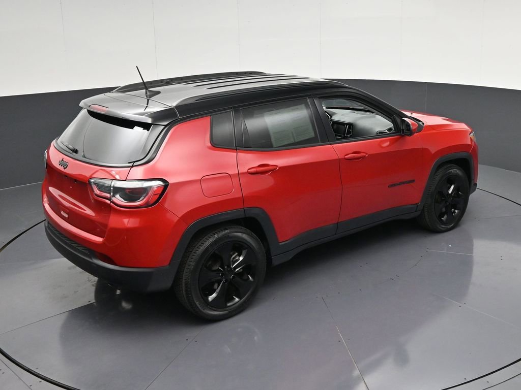 Used 2019 Jeep Compass Latitude FWD image 22