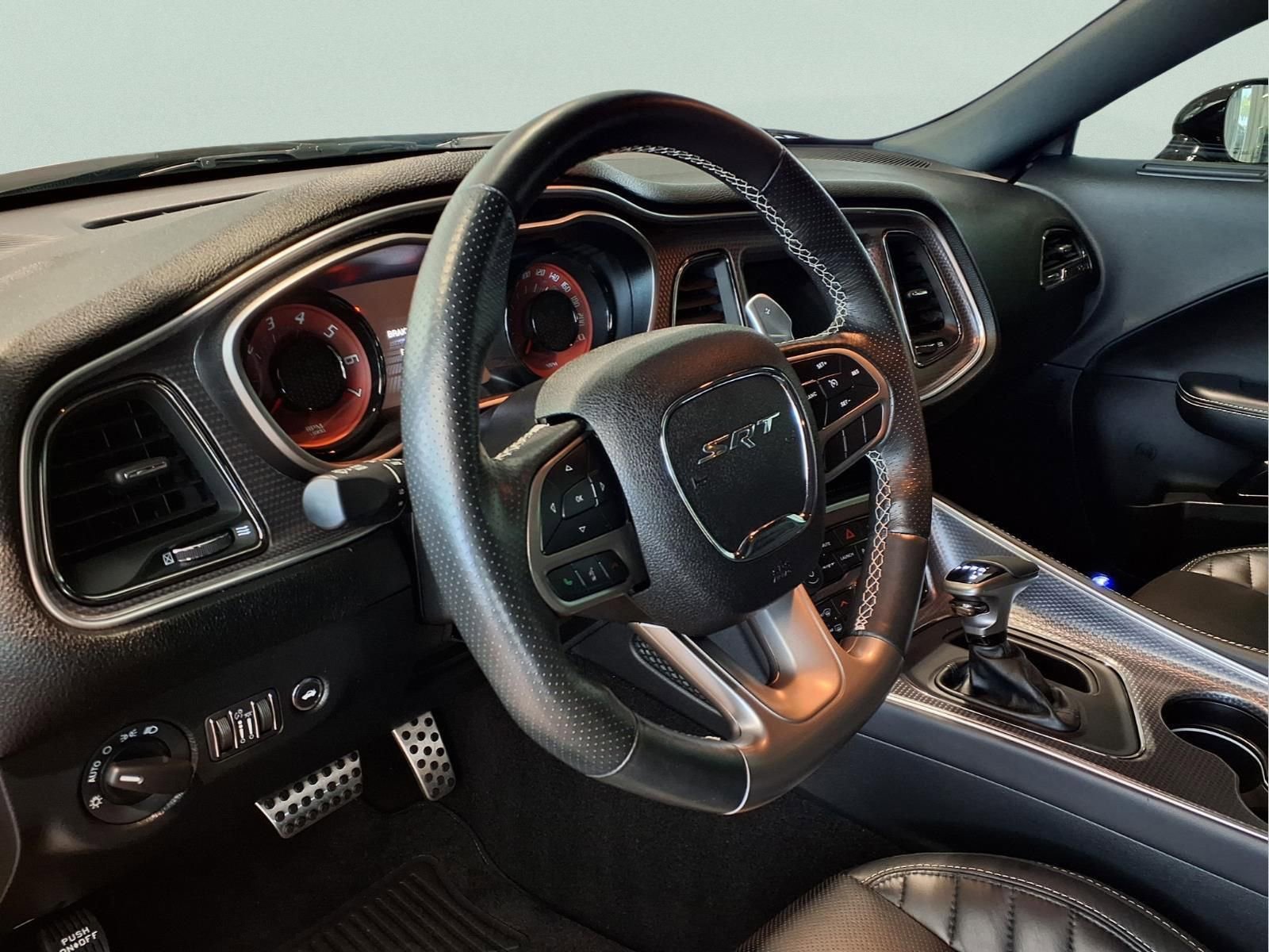 Used 2019 Dodge Challenger SRT Hellcat Redeye image 11