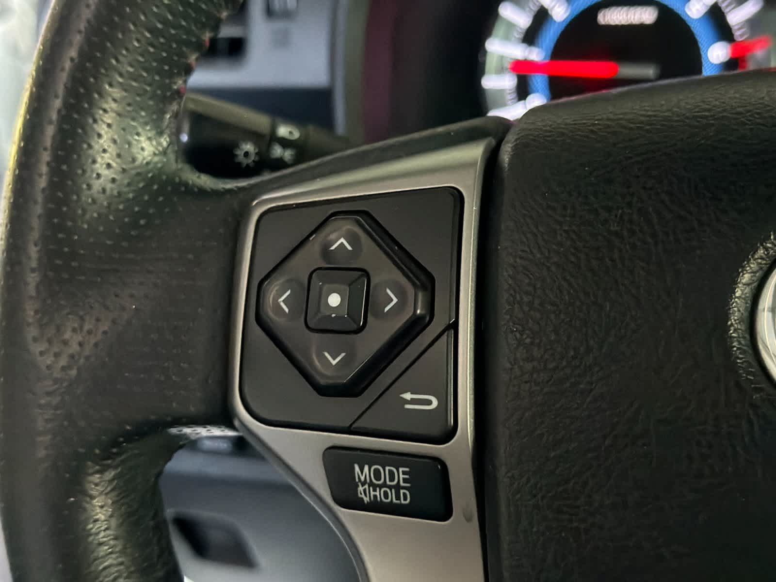 Used 2019 Toyota 4Runner Limited AWD/4WD image 28