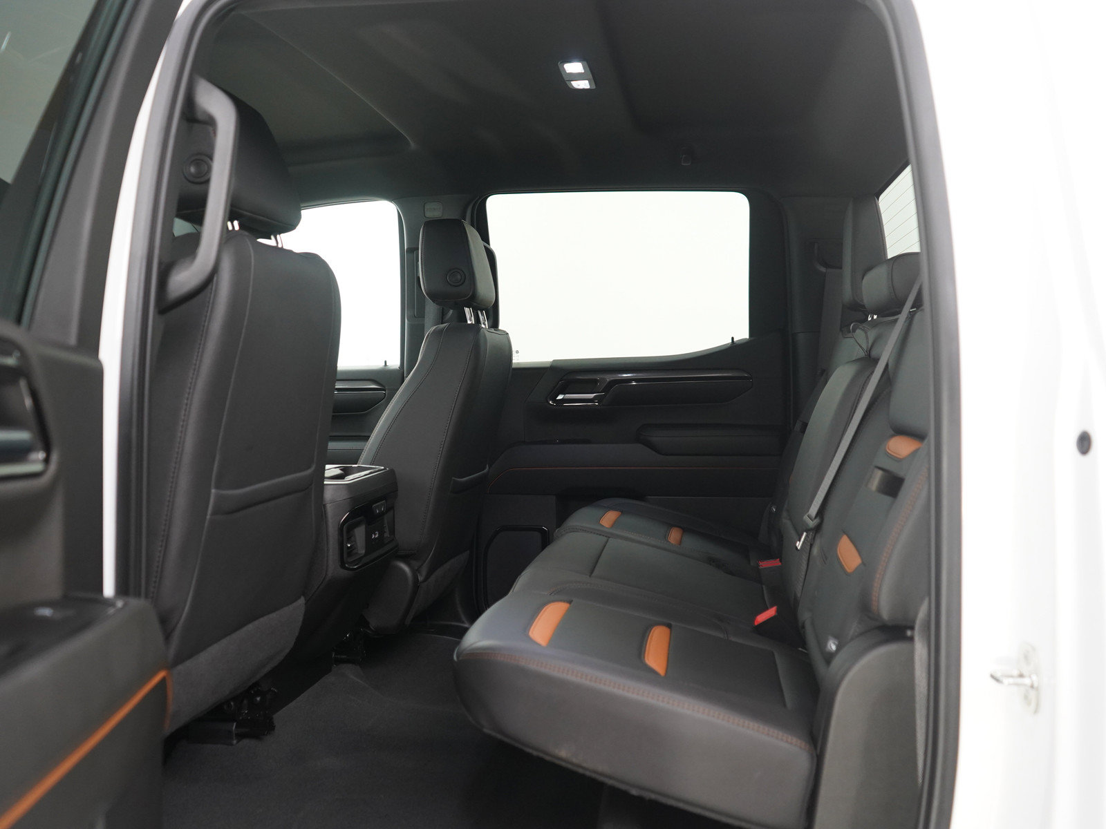 Used 2024 GMC Sierra 1500 AT4 AWD/4WD image 18