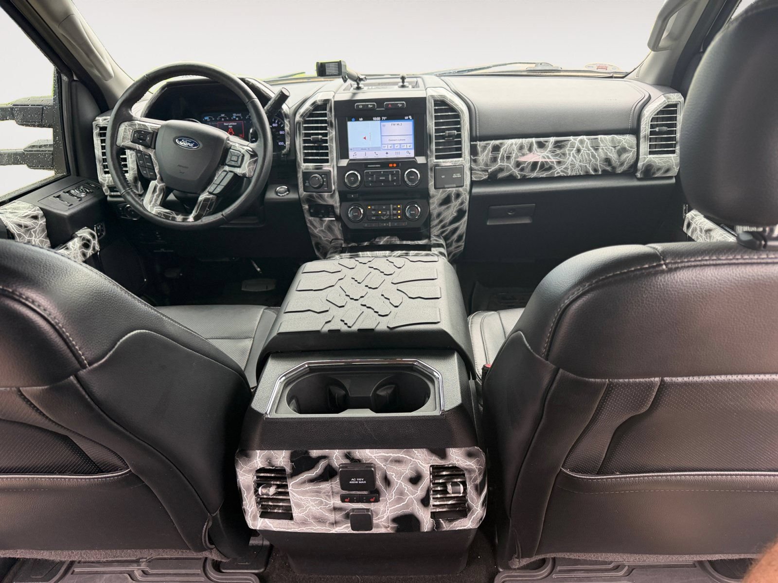 Used 2017 Ford F350 Lariat w/ Lariat Ultimate Package AWD/4WD image 10