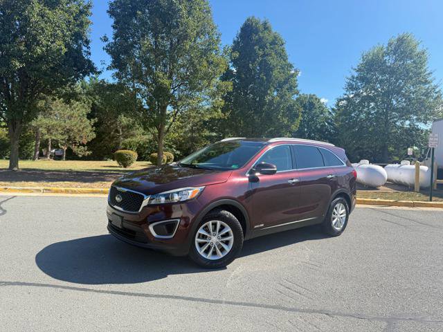 Used 2016 Kia Sorento LX image 1