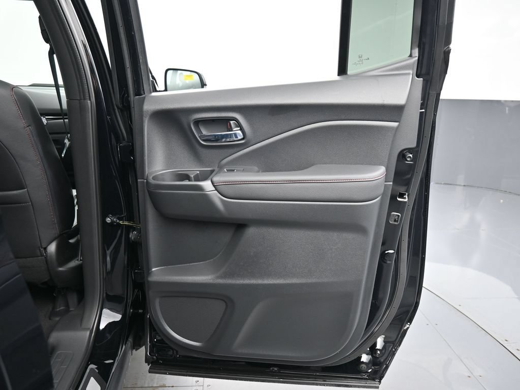 New 2026 Honda Ridgeline Black Edition image 25