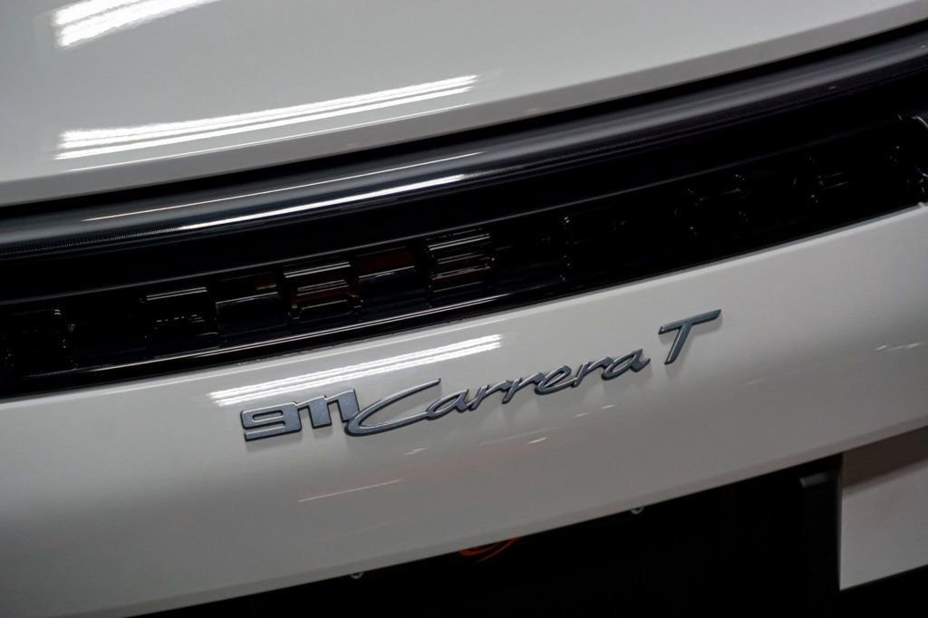 Used 2025 Porsche 911 Carrera T RWD image 68