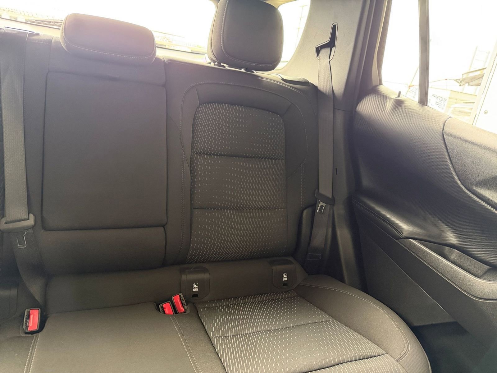 Used 2025 Chevrolet Equinox LT image 36