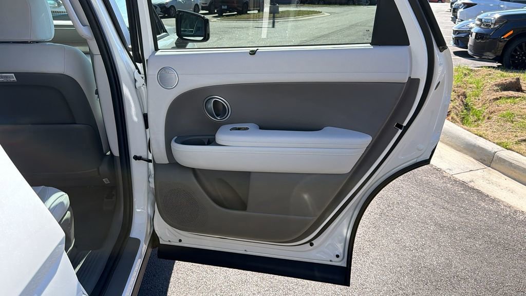 New 2026 Hyundai Palisade FWD Hybrid image 18