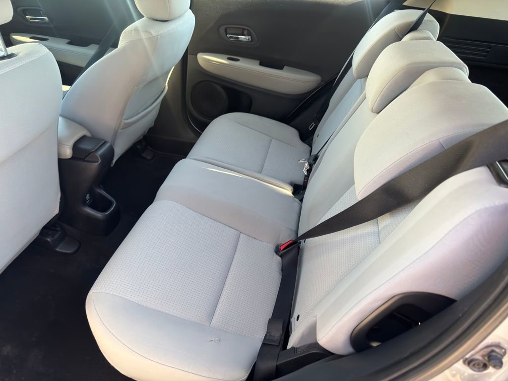 Used 2020 Honda HR-V LX image 26