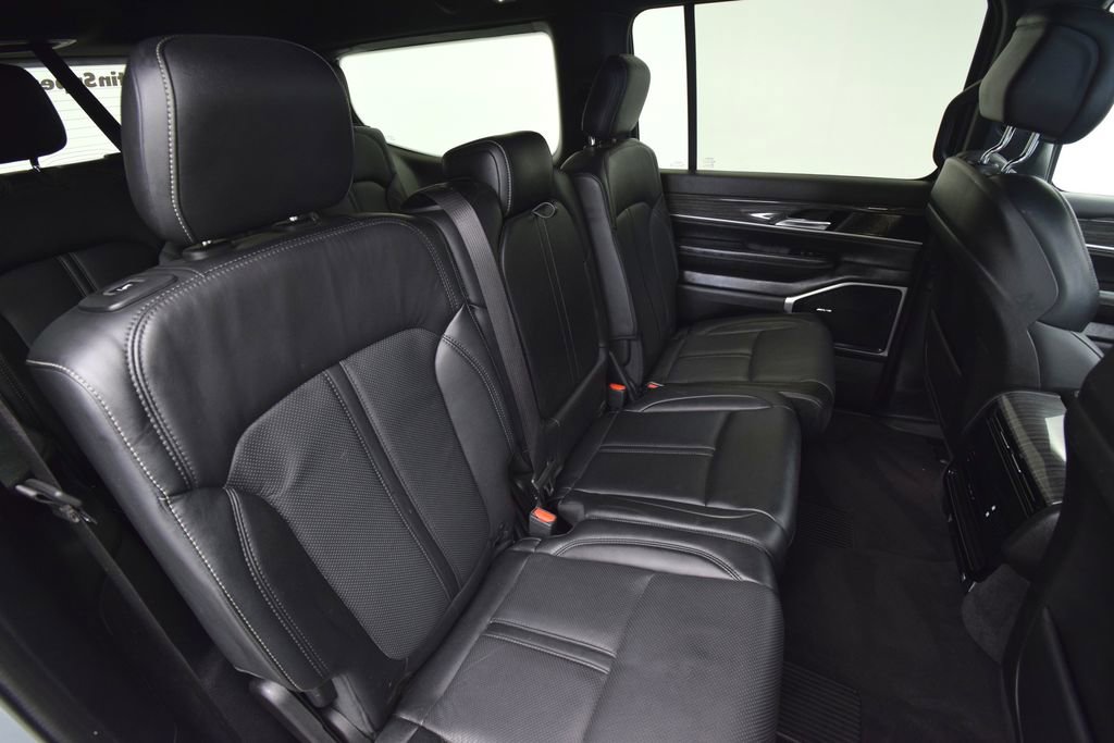 Used 2022 Jeep Wagoneer Series II image 24