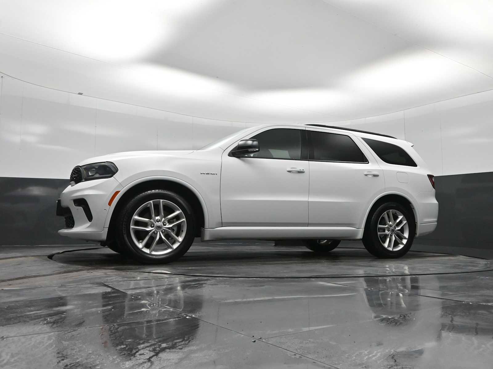 Used 2024 Dodge Durango R/T image 27