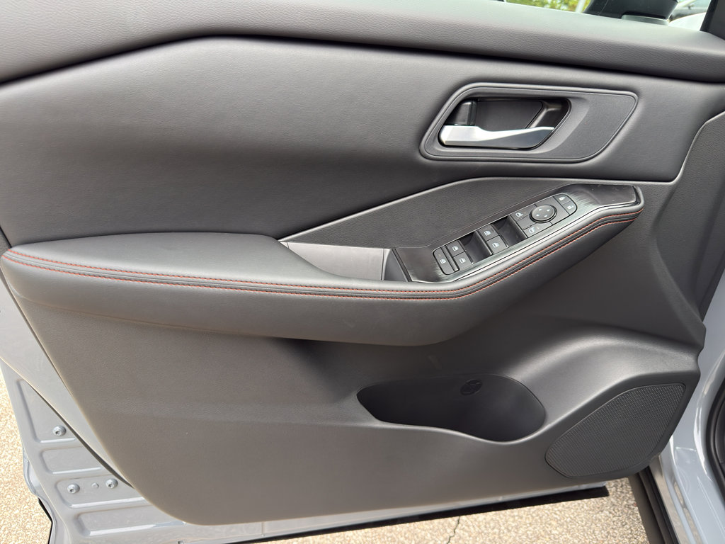 New 2026 Nissan Rogue SV image 13