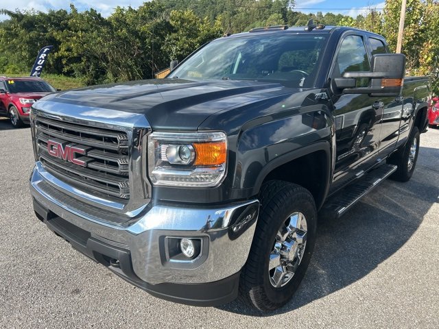 Used 2017 GMC Sierra 2500 SLE w/ SLE Preferred Package image 2