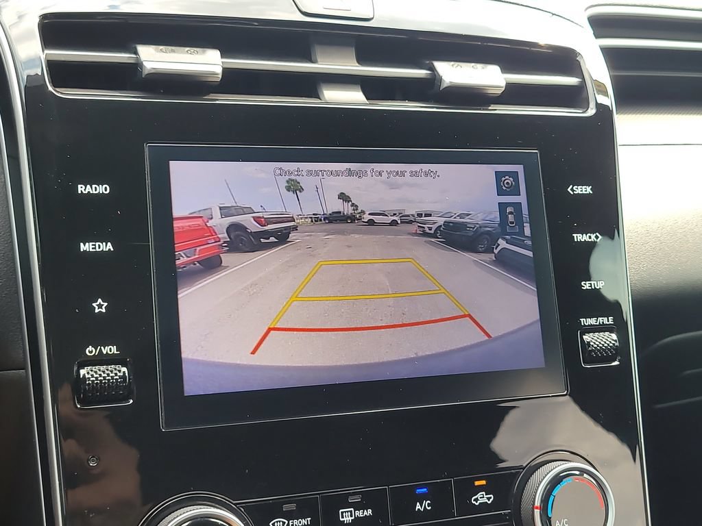 Used 2024 Hyundai Santa Cruz SE FWD image 18
