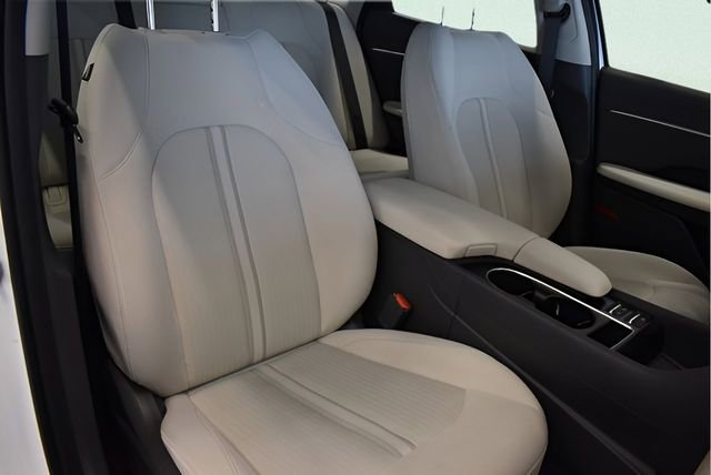 Used 2025 Hyundai Sonata SEL FWD image 6