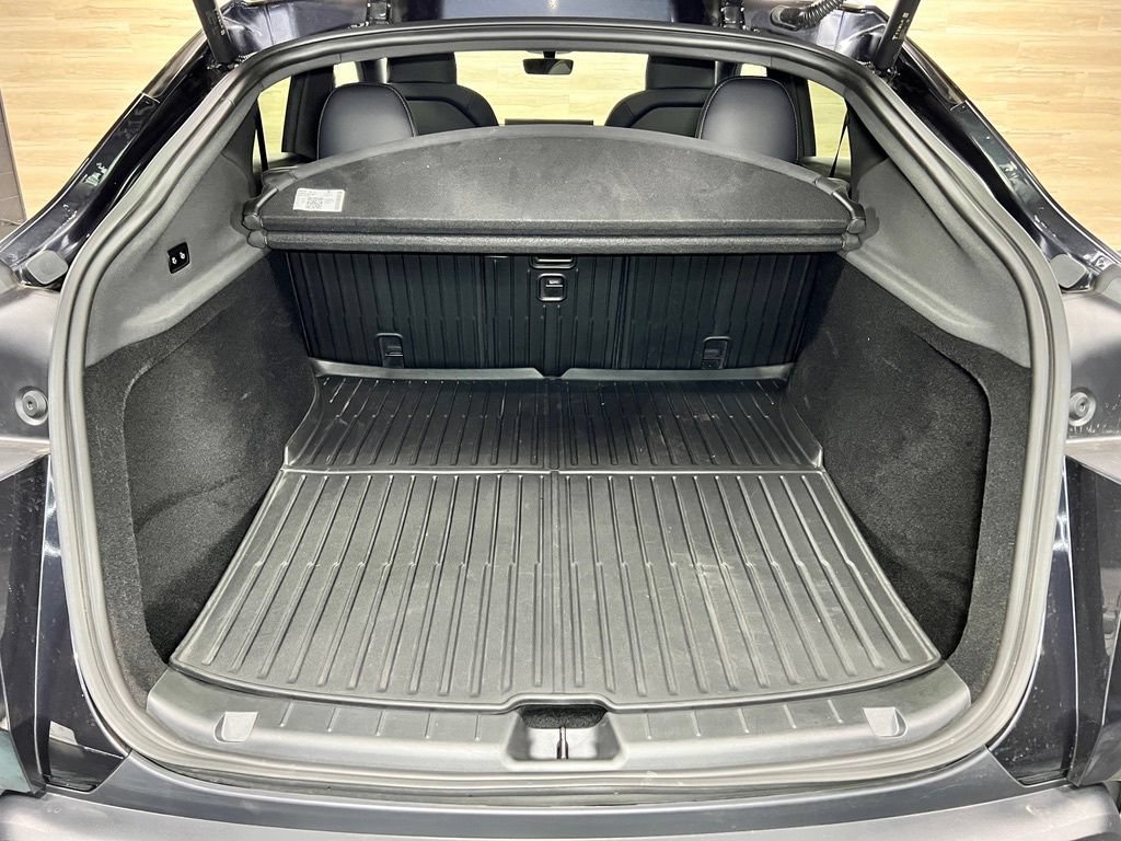 Used 2026 Tesla Model Y 2WD image 18