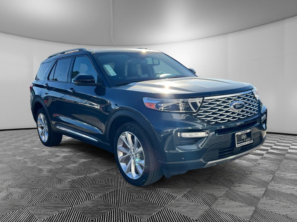 Used 2023 Ford Explorer Platinum w/ Technology Package image 3