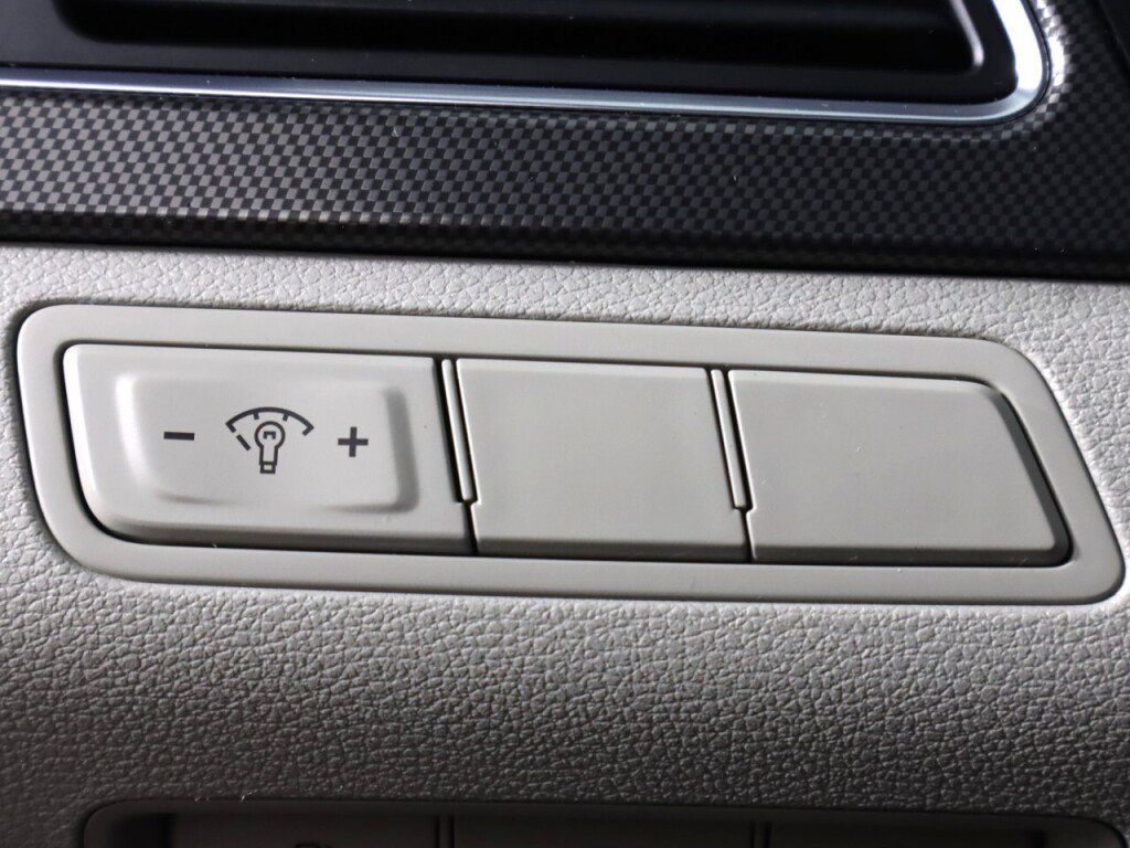 Used 2016 Hyundai Sonata Sport image 10