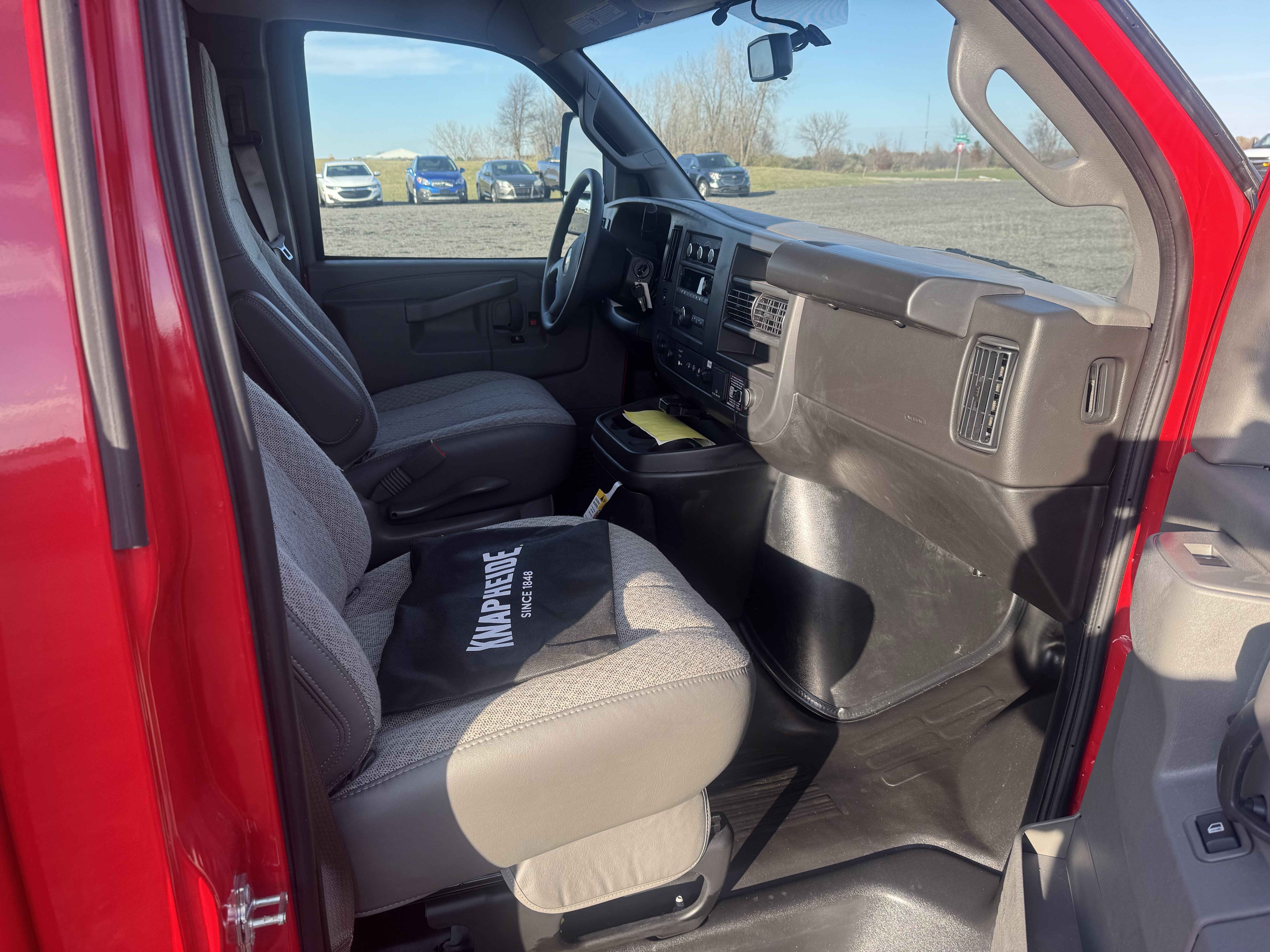 New 2025 Chevrolet Express 3500 w/ Power Convenience Package image 12