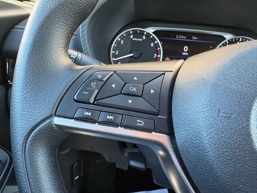 Used 2025 Nissan Sentra SV FWD image 24