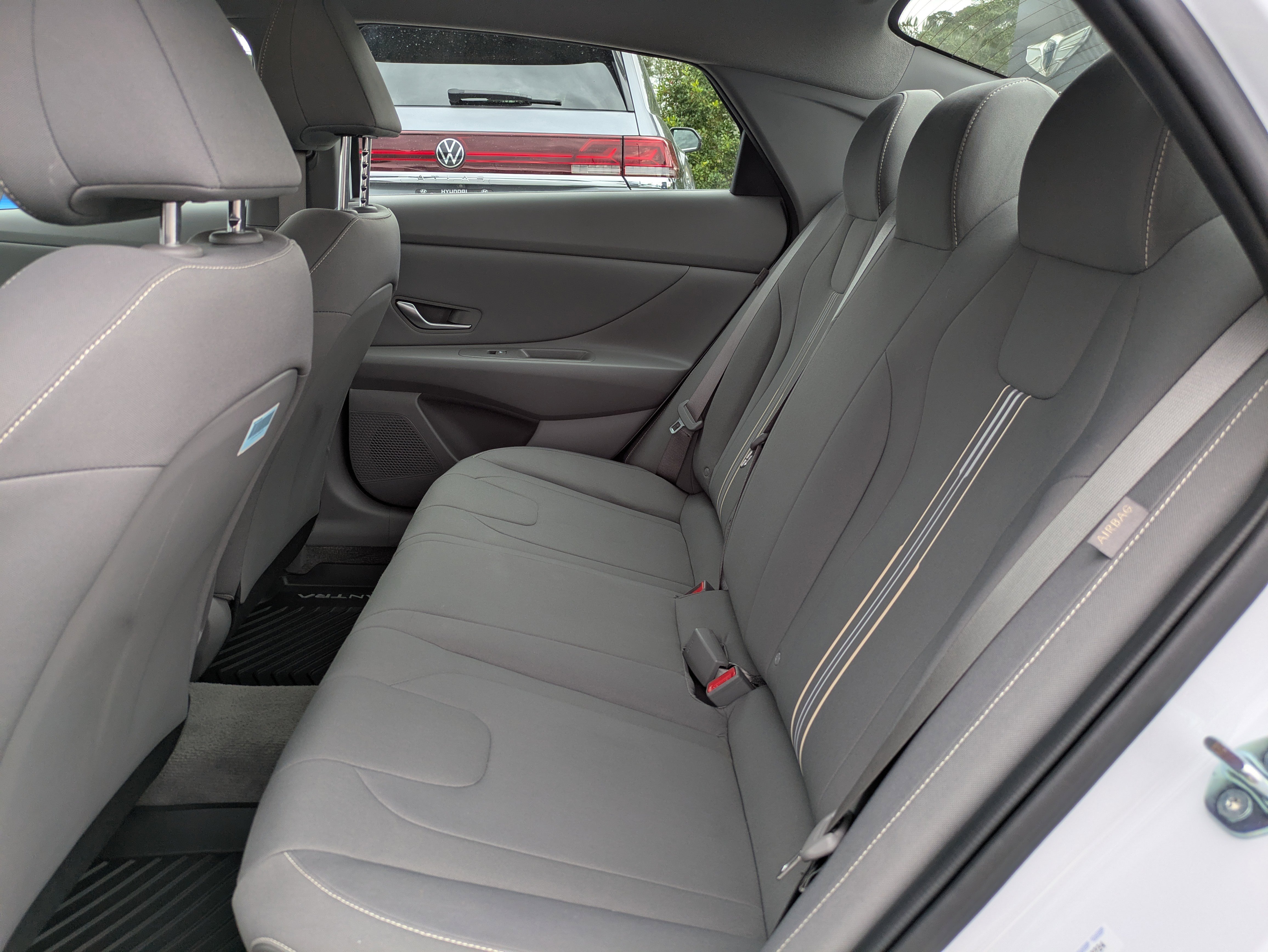 Certified 2025 Hyundai Elantra Sport image 12