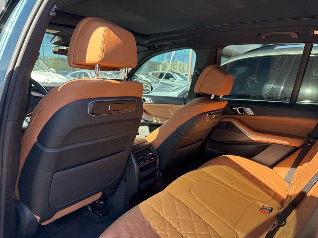Certified 2024 BMW X5 sDrive40i w/ Premium Package image 10