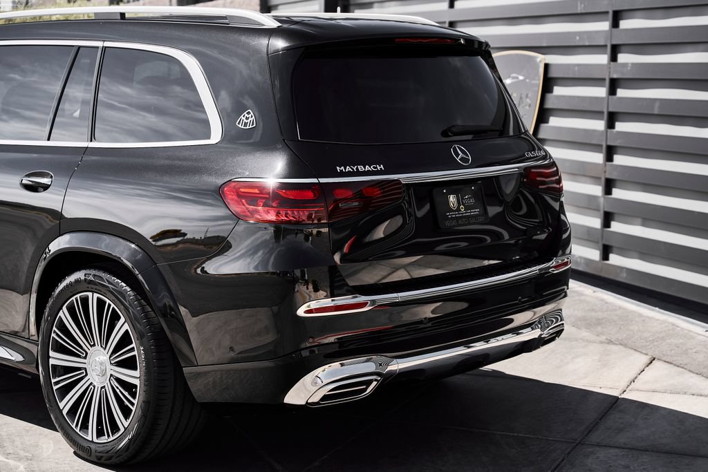 Used 2026 Mercedes-Benz Maybach GLS 600 4MATIC image 11