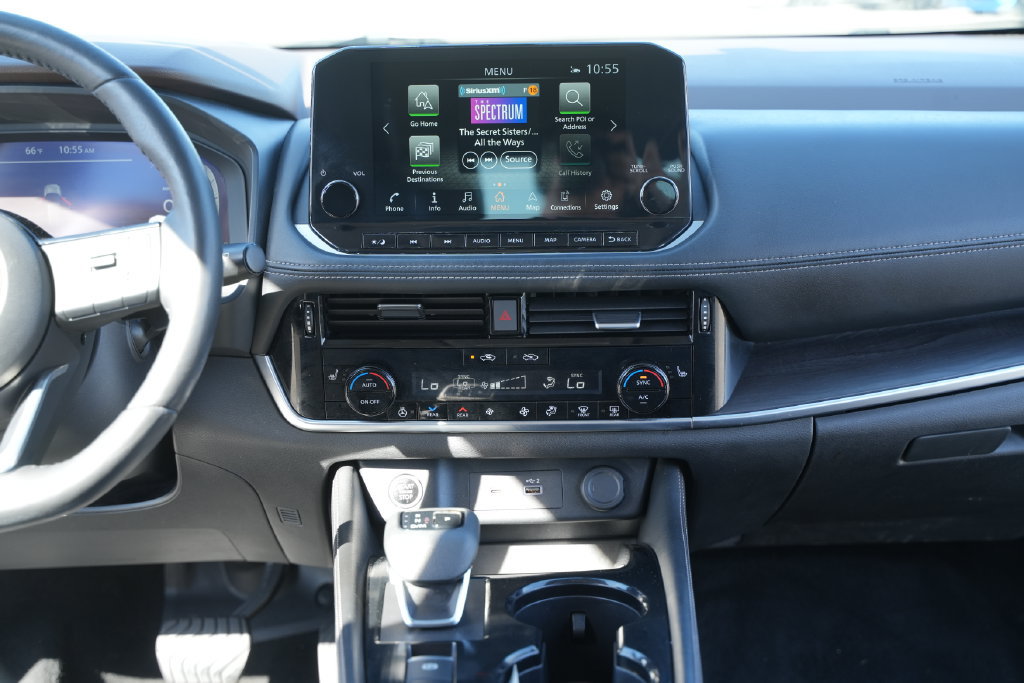 Used 2022 Nissan Rogue Platinum w/ Head-Up Display Package FWD image 31