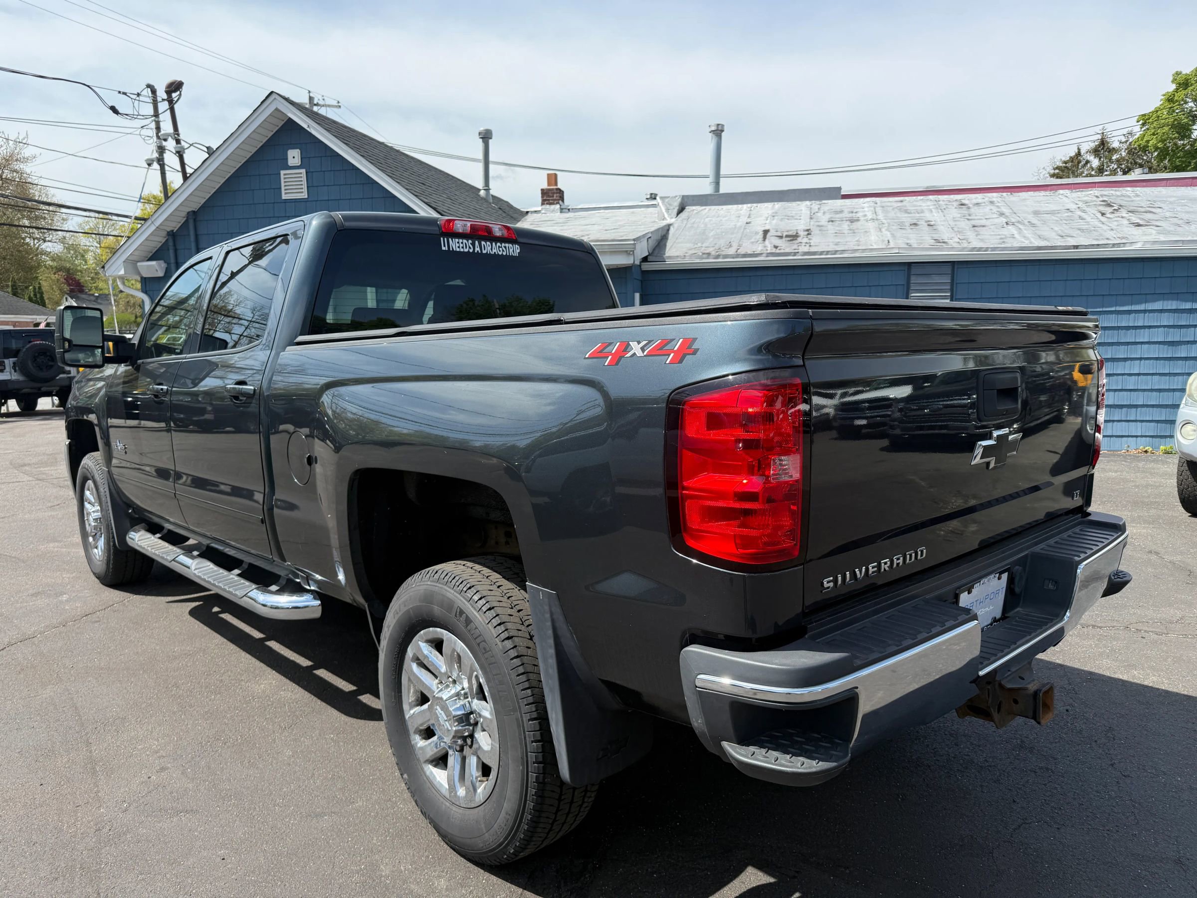 Used 2018 Chevrolet Silverado 2500 LT w/ Texas Edition AWD/4WD image 9