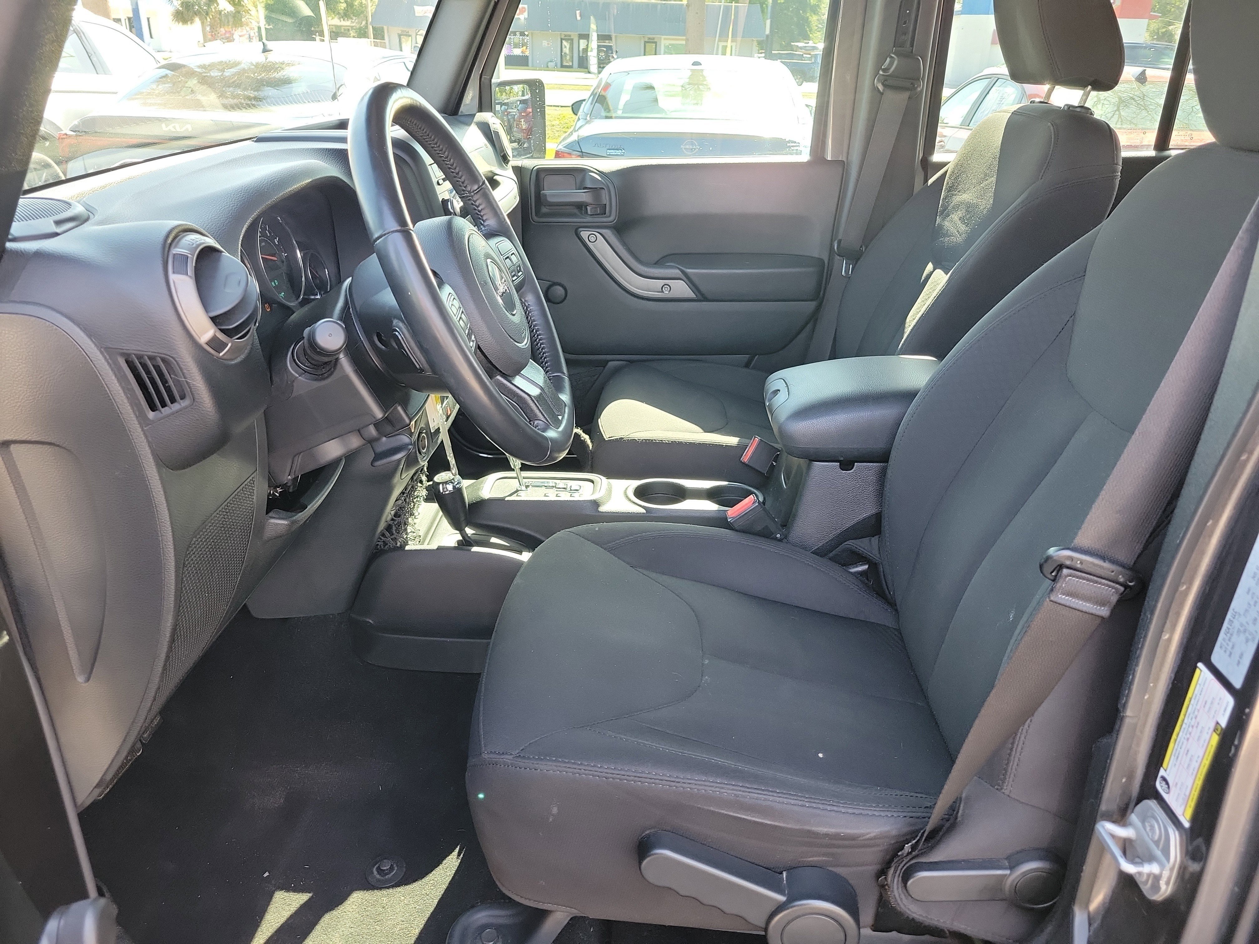 Used 2018 Jeep Wrangler Unlimited Sport w/ Connectivity Group AWD/4WD image 18
