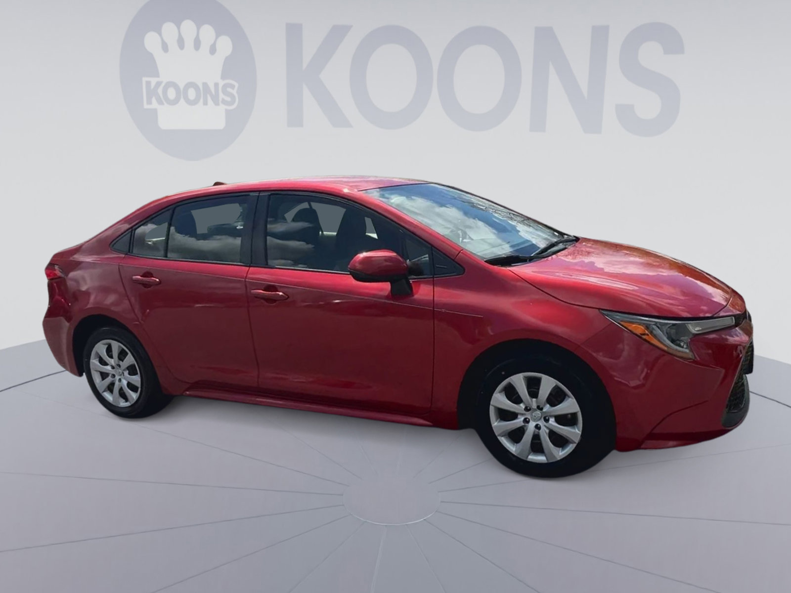 Used 2020 Toyota Corolla LE w/ Carpet Mat Package (TMS) FWD image 2