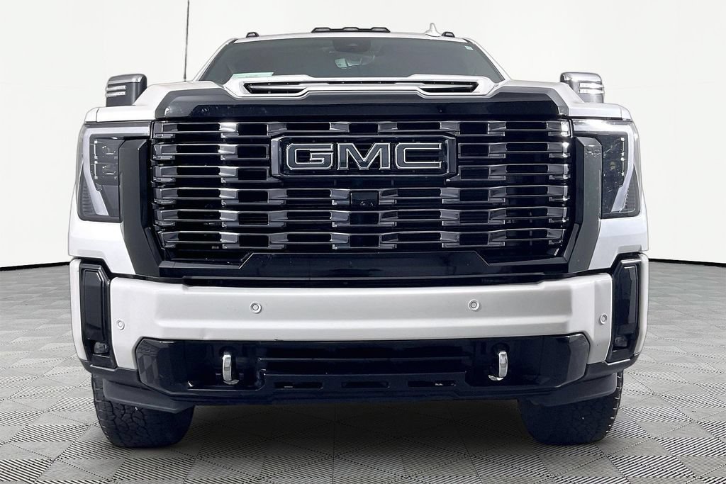 Certified 2025 GMC Sierra 2500 Denali Ultimate w/ Max Trailering Package AWD/4WD image 2